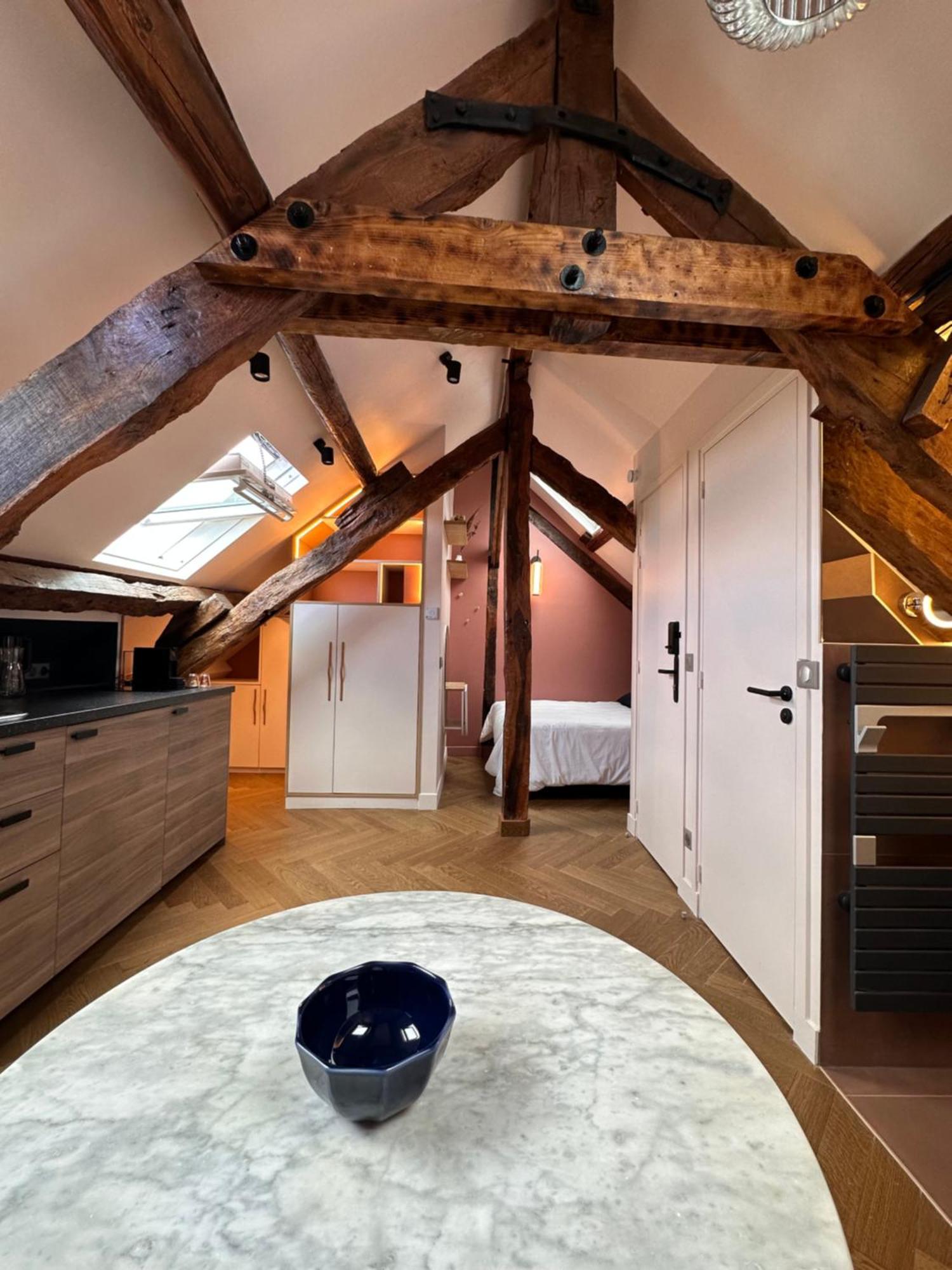 Nid D'Amour Sous Les Toits ! Honfleur Exterior foto